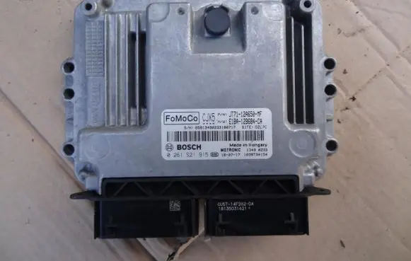 Ford Transit Courier Engine control unit/module ECU JT7112A650MF E1BA12B684CA