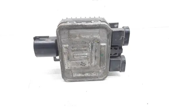 Volvo V60 Coolant fan relay 940009402