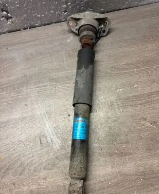 Volkswagen Touran I Rear shock absorber/damper 30D52A 814902000757