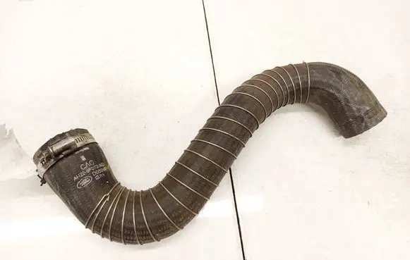 Land Rover Discovery 4 - LR4 Intercooler hose/pipe AH229F072AD