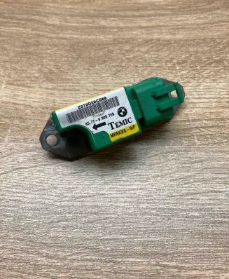 BMW 5 E39 Airbag deployment crash/impact sensor 6900728