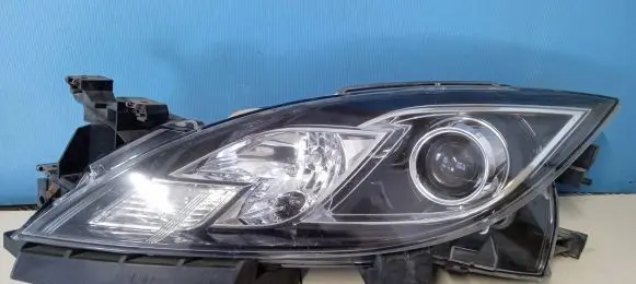 Mazda 6 Headlight/headlamp