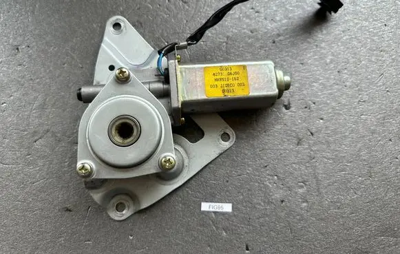 Nissan Patrol Y60 Rear door window regulator motor 8273106J00