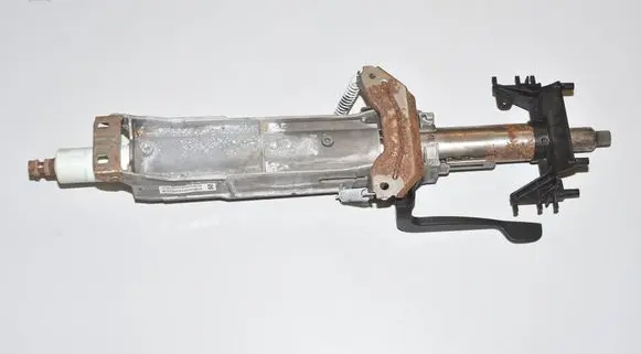 Steering wheel axle set
