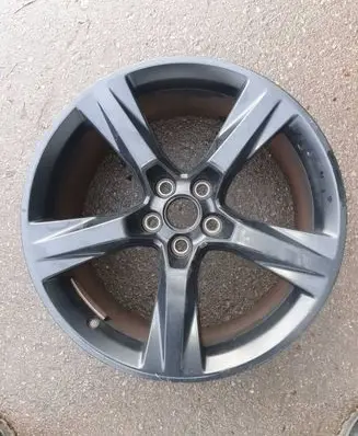 R20 alloy rim