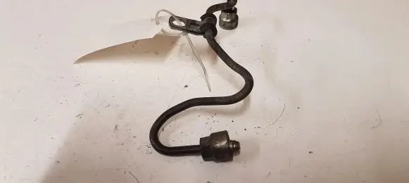 Fuel injector supply line/pipe