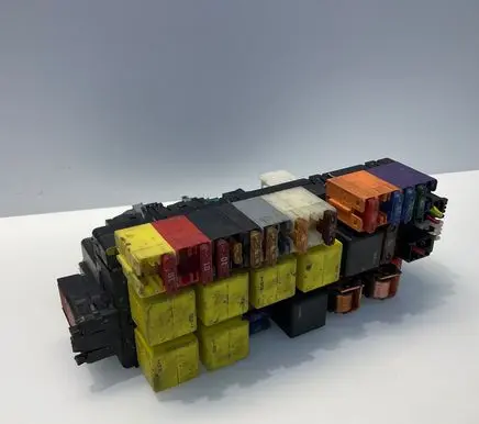 Mercedes-Benz S W220 Fuse module A0295450432 05045114 04511448001201