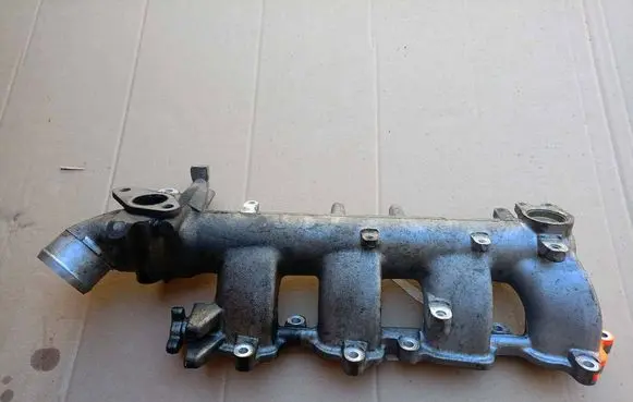 Nissan Almera N16 Intake manifold 14001AW400