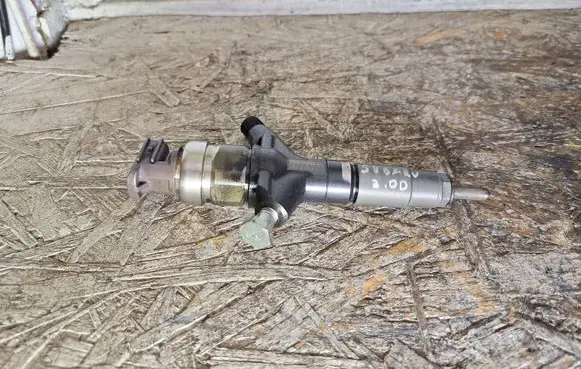 Subaru Forester SG Fuel injector 0950007890 09T00126