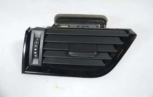 Skoda Octavia Mk3 (5E) Dashboard side air vent grill/cover trim 5E0819701