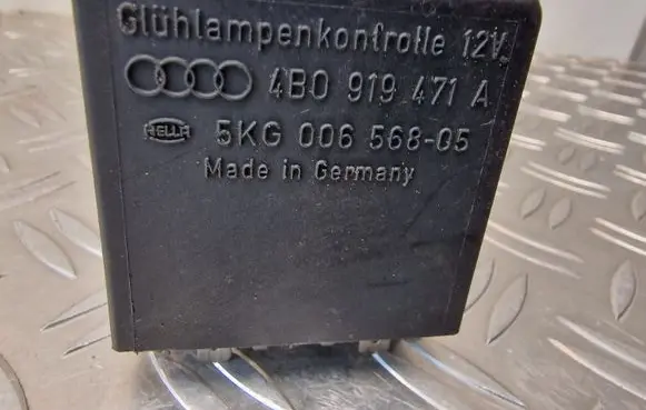 Audi A8 S8 D2 4D Other relay 4B0919471A
