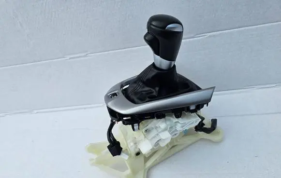 Mazda CX-3 Gear shifter/selector DA6B46100