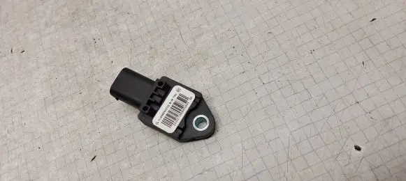 Mercedes-Benz A W169 Airbag deployment crash/impact sensor A1698202226