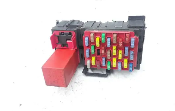 Ford Sierra Fuse module 786617C499AA
