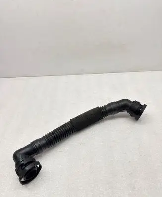Audi A6 C7 Breather hose/pipe 04L103493F