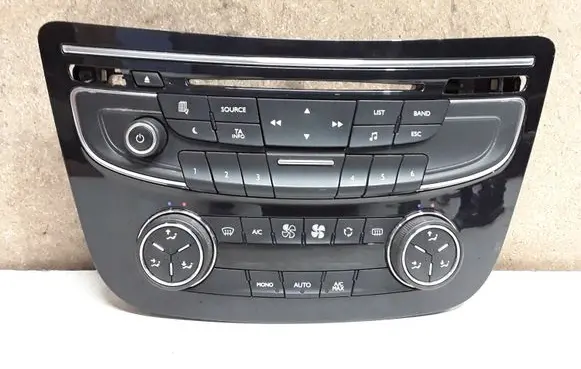 Peugeot 508 Climate control unit
