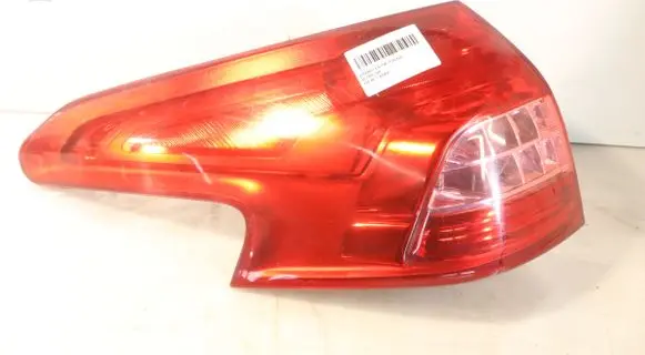 Citroen C5 Rear/tail lights E207145