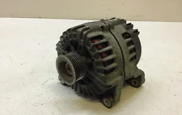 BMW 3 E90 E91 Generator/alternator 7802261 707188781