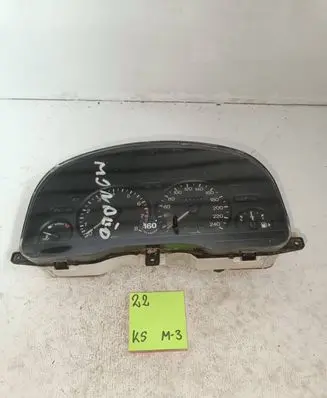Ford Mondeo MK I Speedometer (instrument cluster) 93BB10849RE