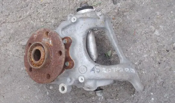 Audi A5 8T 8F Rear wheel hub 8K0505435AA