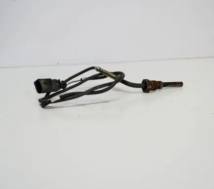 Audi A4 S4 B7 8E 8H Oil temperature sensor 03G906088AP