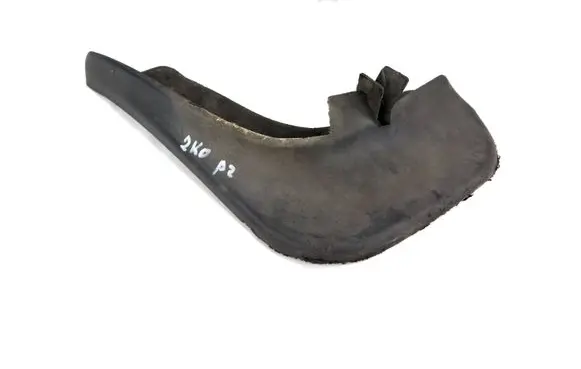 Volkswagen Caddy Front mudguard 1T0075111