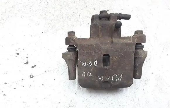 Mitsubishi Pajero Rear brake caliper