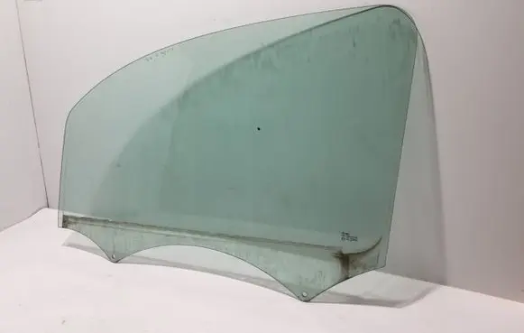 Renault Kangoo II Front door window glass four-door 8200439460