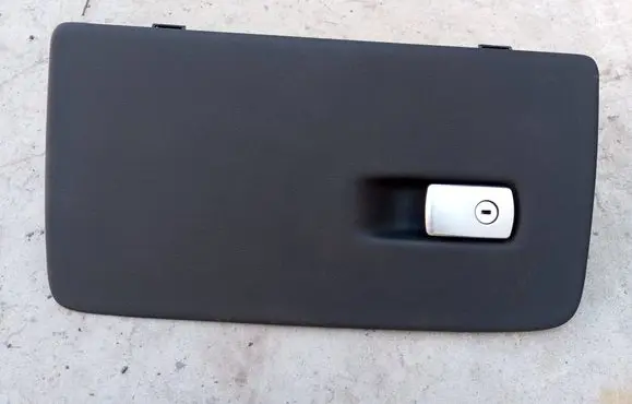 BMW 5 G30 G31 G38 Glove box 9349002 9388565 938856516
