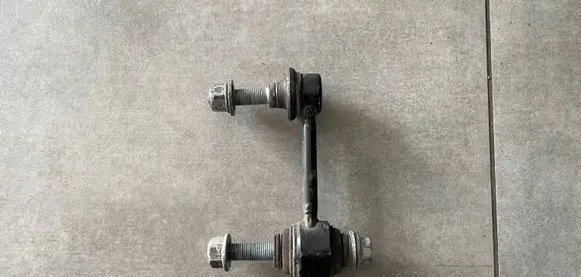 Front anti-roll bar/stabilizer link