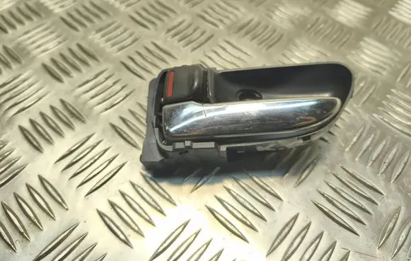Subaru Legacy Front door interior handle
