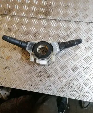 Nissan Primera Indicator stalk 25540AV600