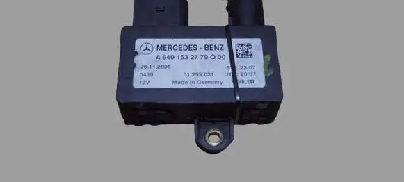 Mercedes-Benz A W169 Glow plug pre-heat relay A6401532779Q