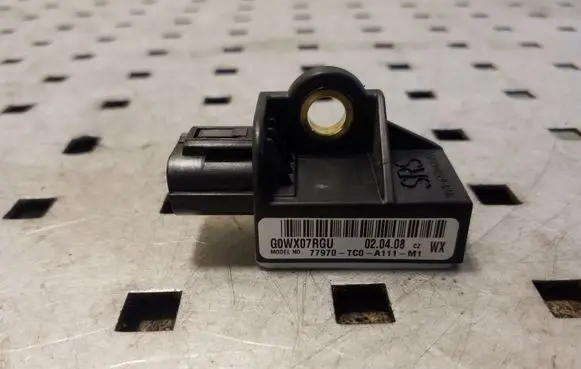Honda Accord Airbag deployment crash/impact sensor 77970TC0A111M1