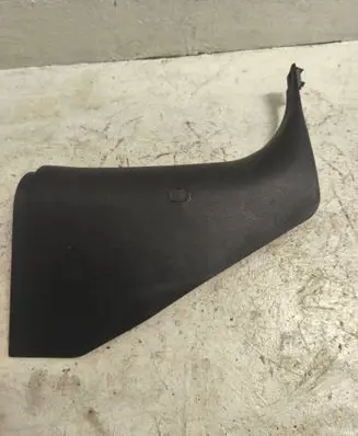 Mercedes-Benz B W245 Foot area side trim A1696800206 90020201
