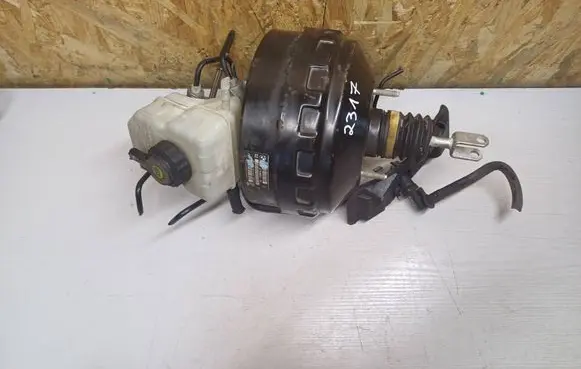 BMW 3 E90 E91 Brake booster 6788041 17704010251200714 25220251200717