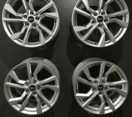 Audi TT TTS RS Mk3 8S R18 alloy rim 8S0601025AN