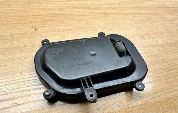 Volkswagen Golf Plus Headlight/headlamp dust cover 24777700LI 24777700