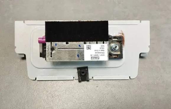 Volkswagen Amarok II Aerial antenna amplifier N1WT19K351AC