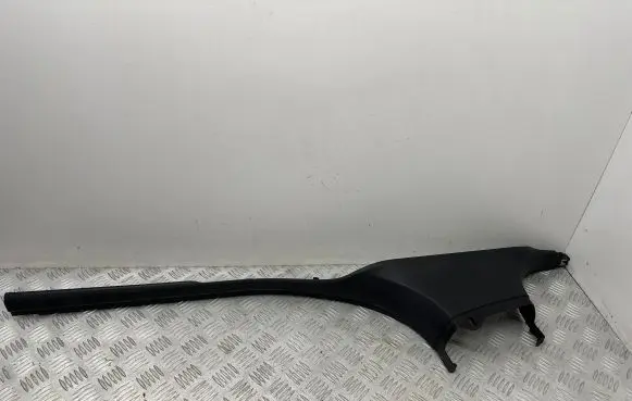 Front sill trim cover