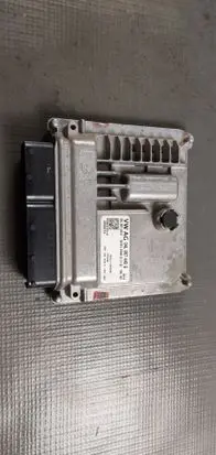 Skoda Octavia Mk3 (5E) Engine control unit/module 04L907445G