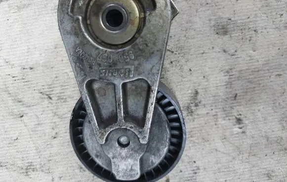 Ford Galaxy Alternator belt tensioner 