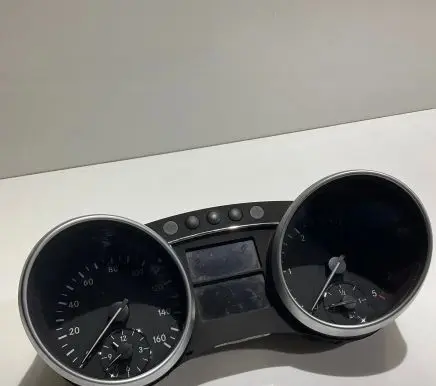 Mercedes-Benz ML W164 Speedometer (instrument cluster) A1645409047 A2C53240810 A2C5316807