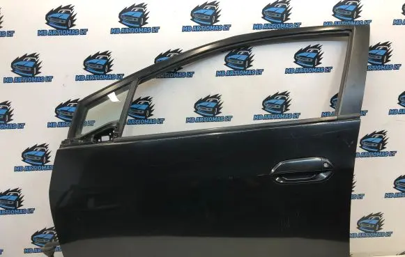 Honda Insight Front door
