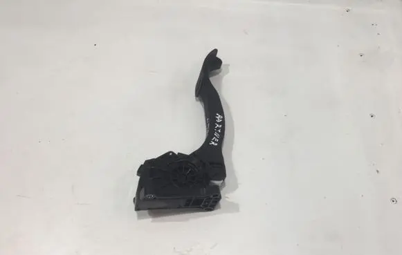 Peugeot Partner Accelerator throttle pedal 86ET40 3140932 86ET403140932