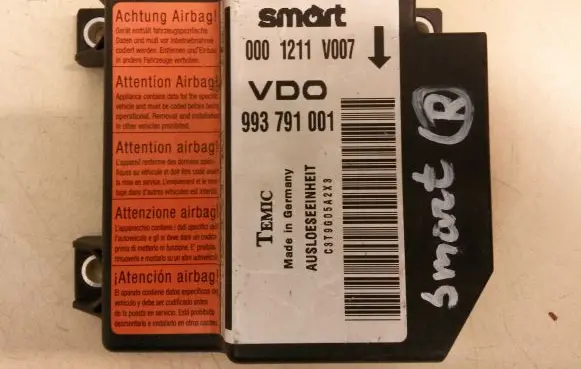 Smart ForTwo I Airbag control unit/module 0001211V007 993791001