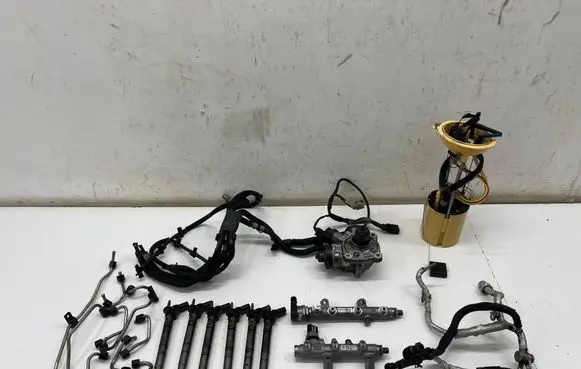 Porsche Macan (95B) Fuel injection system set 059130277CH 0445010677 059130089BT