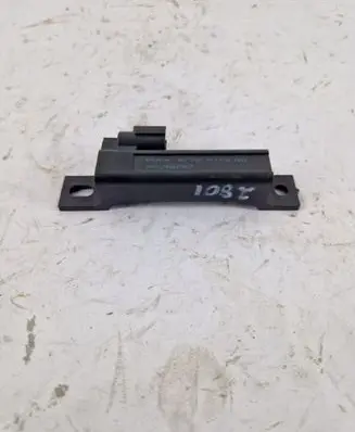Renault Kadjar Aerial antenna amplifier 5WK487757173AD