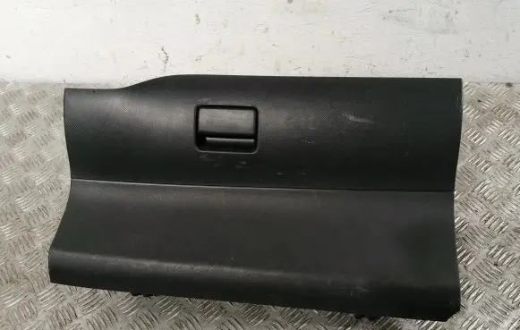 Toyota Auris 150 Glove box 5555002130B0 5555202100