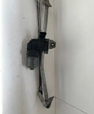 Front wiper linkage and motor